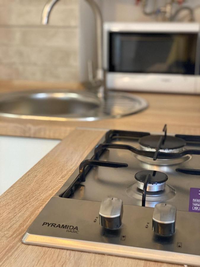 Danyla Galytskogo Apartment Центр Міста, Старе Місто 5Хв Kamianets-Podilskyi Luaran gambar