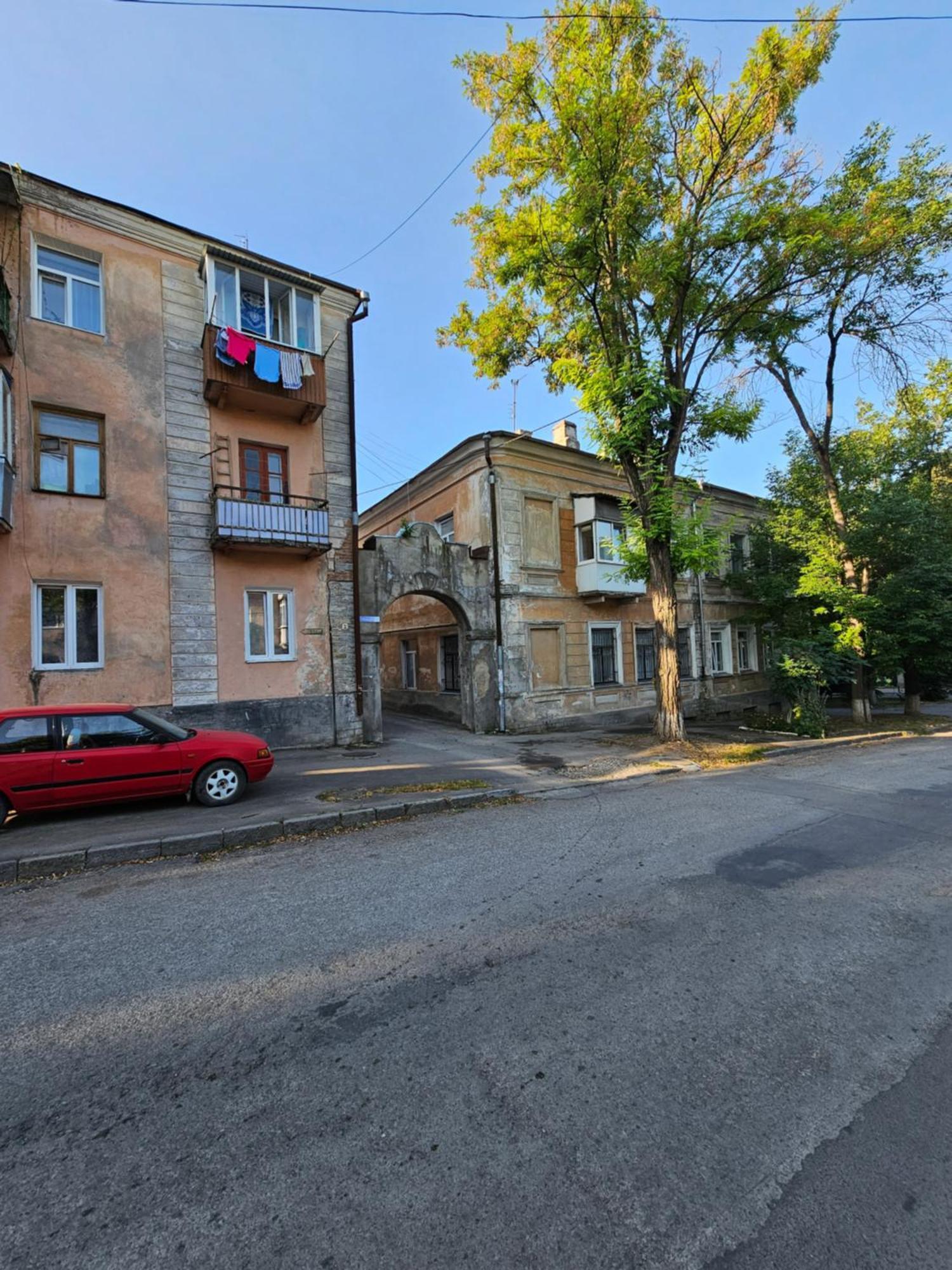 Danyla Galytskogo Apartment Центр Міста, Старе Місто 5Хв Kamianets-Podilskyi Luaran gambar