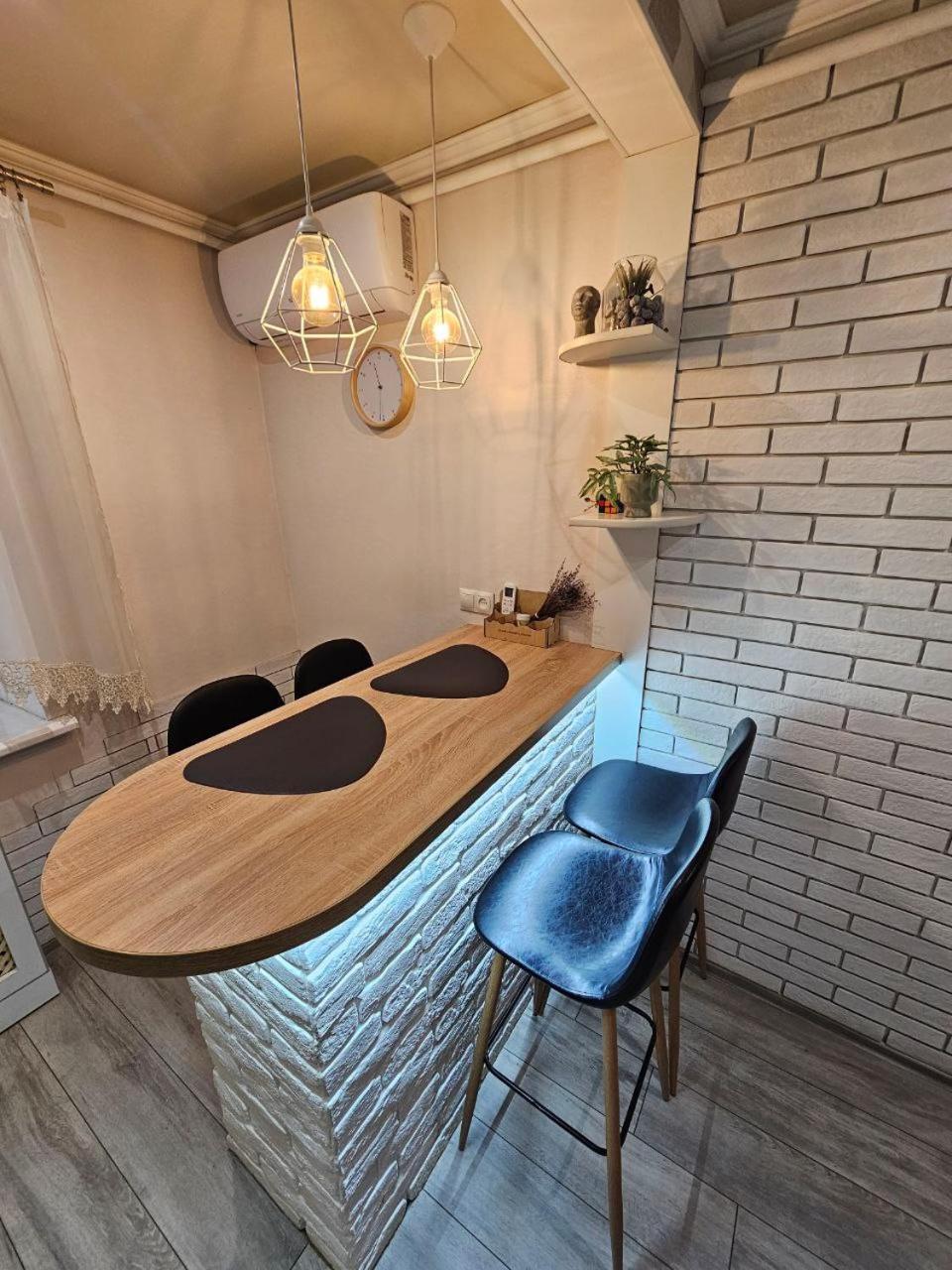 Danyla Galytskogo Apartment Центр Міста, Старе Місто 5Хв Kamianets-Podilskyi Luaran gambar